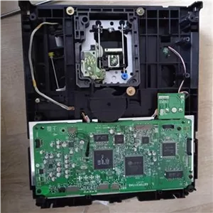 قسمت dvd سیستم صوتی تصویری شامل برد و محفظه