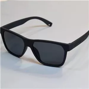 عینک آفتابی Lacoste جذاب و باکیفیت