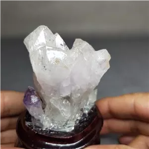 گوهر سنگ کوارتز یخی با آماتیس