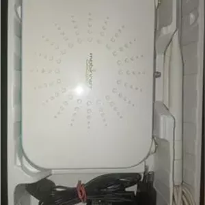 مودم مبین نت سه آنتنه همراه با جعبه و متعلقات