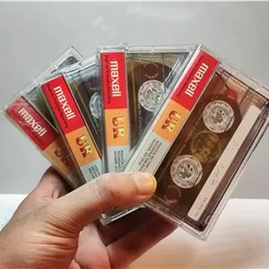 4 عدد کاست فارسی