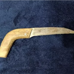 اره قدیمی کوچک