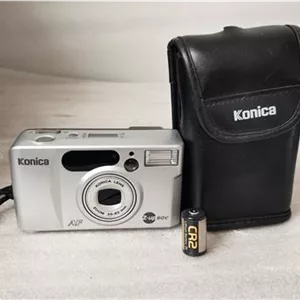 دوربین عکاسی قدیمی کونیکا Konica (توضیح دارد