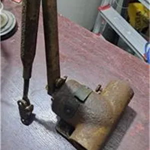 آرام بند کوزه ای درب دهه 40 (استفاده نشده)