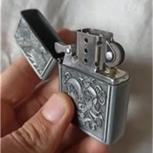فندک نفتی قدیمی