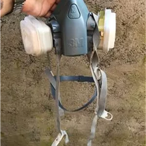 ماسک جنگی قدیمی