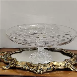 ظرف پایه دار لاروس