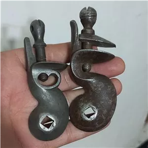 چکش چخماق تفنگ های سرپر چخماقی