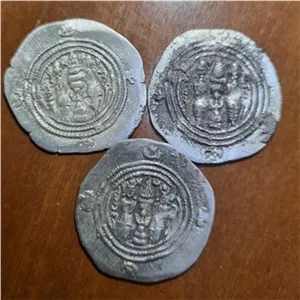 3 سکه silver کمیاب (ملقب به درهم) 