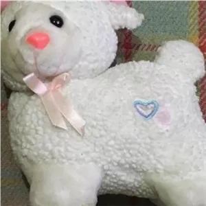 عروسک گوسفند سفید