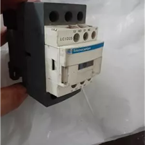 کنتاکتور Schneider  Telemecanique مدل LC1D25