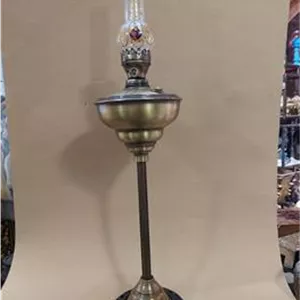 چراغ نفتی برنجی پایه بلند کاملا نو