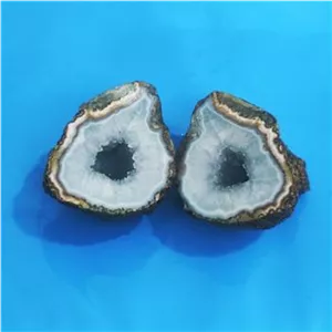 سنگ توپی عقیق سلیمانی کریستالی