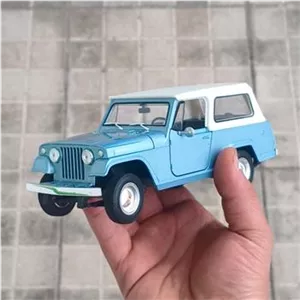 ماکت ماشین Jeep Jeepster . آبی رنگ WELLY
