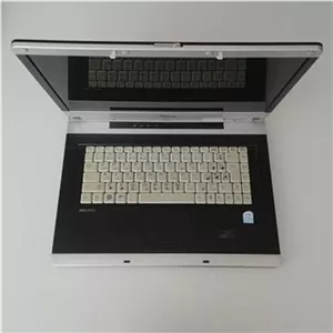 لپ تاپ فوجیتسو ddr2 کامل با هارد کد 0515