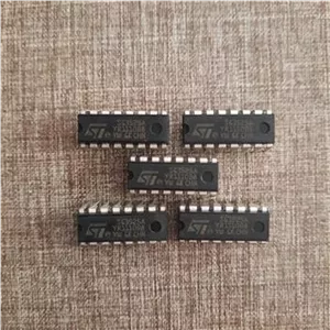 5 عدد آی سی PWM اصلی SG3525A