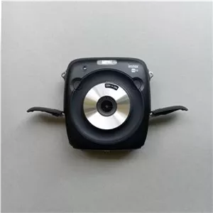 دوربین هیبریدی فوجی SQ10