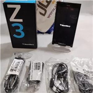 گوشی موبایل بلک بری مدل Z3