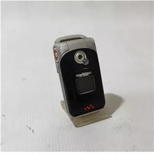 گوشی موبایل سونی اریکسون W300