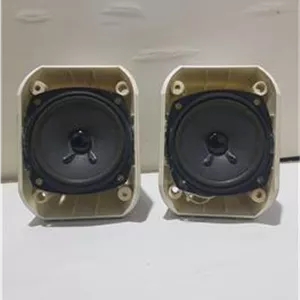 اسپیکر مینی Edifier جفت  توضیح دارد