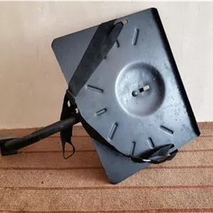 پایه دیوعری تلویزیون قدیمی