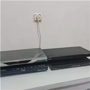 4 عدد دستگاه دی وی دی فلشخور بدون کنترل
