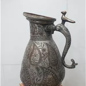 پارچ نقش دار قدیمی