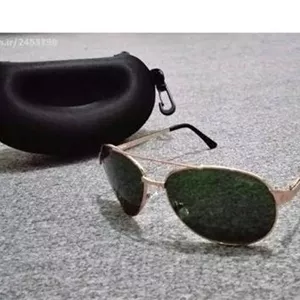 عینک آفتابی کارتیه شیشه سبزcartier t8200589 green