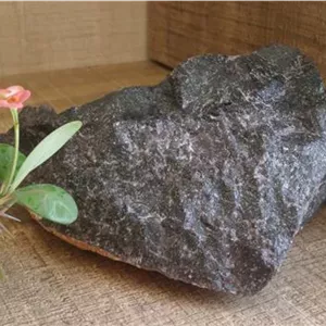 سنگ زیبا و کلکسیونی ابسیدین بنفش
