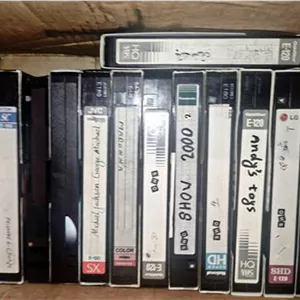 27 حلقه فیلم ویدیویی VHS کارکرده