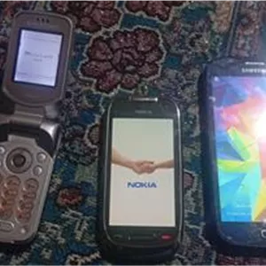 سه عدد گوشی نیمه سالم نوکیا c7