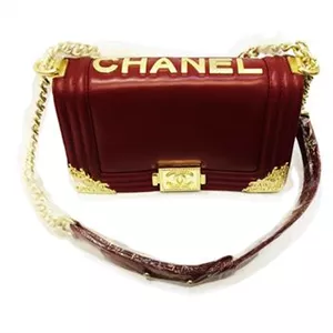 کیف چرم زرشکی مارک شنل Chanel