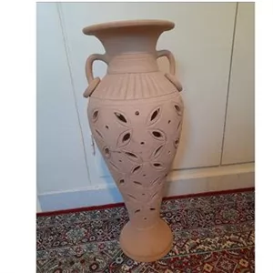کوزه سفالی خام