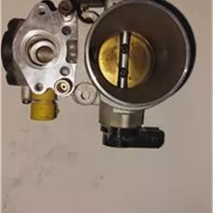 دریچه گاز ماشین
