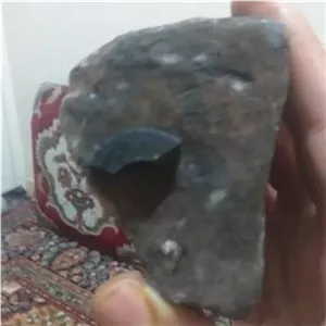 شهاب سنگ با جذب آهن ربا