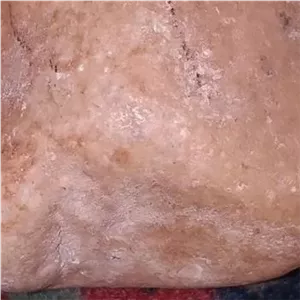 مهره سنگ راف کهنه مشکوک به الماس Rebly