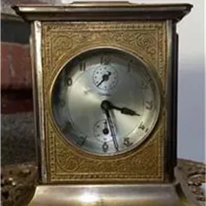 ساعت پیتر رومیزی