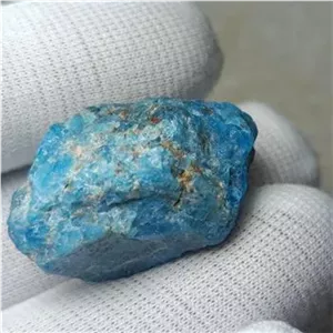 سنگ راف آپاتیت ابی طبیعی معدنی وزن58 قیراط