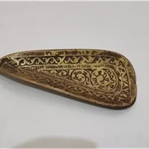 پاشنه کش برنجی زیبا و کاردار و قدیمی