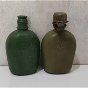 دو عدد قمقمه نظامی ایرانی