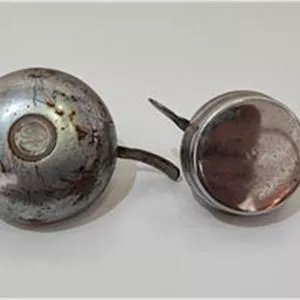 دو عدد زنگ دوچرخه قدیمی