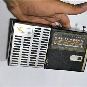 رادیو قدیمی کلکسیونی