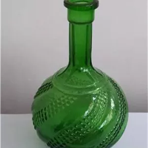 تنگ قدیمی بسیار زیبا و خوشرنگ