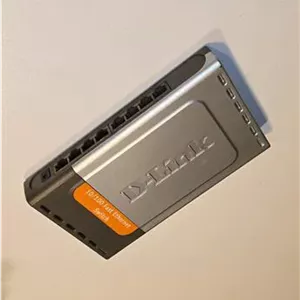 هاب سوئیچ شبکه D-LINK DES-1008D