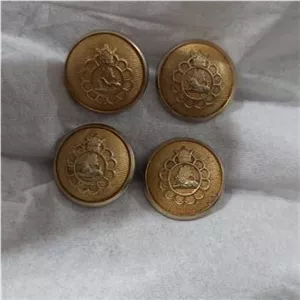 چهار عدد دکمه شرکت نفت پهلوی
