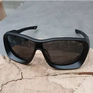 جدید ترین عینک اسپرت برند Oakley Black