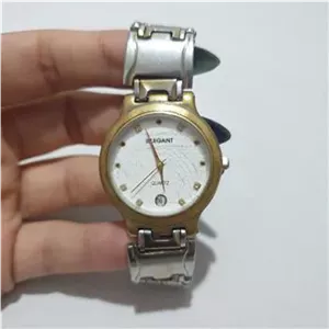 ساعت مچی قدیمی elegant دور برنجی تقویم دار