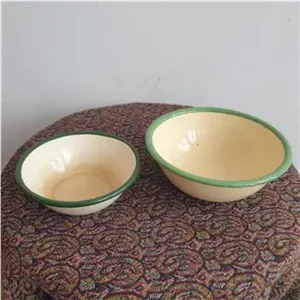 دو عدد کاسه قدیمی لعابی جینگو در دو سایز مختلف