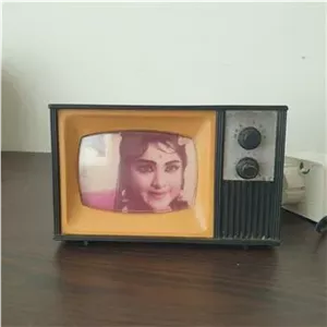 رادیو قدیمی مدل تلویزیون آنتیک نایاب