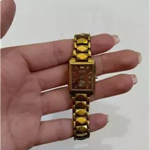 ساعت مچی طلایی زنانه رادو رنگ ثابت ژاپن